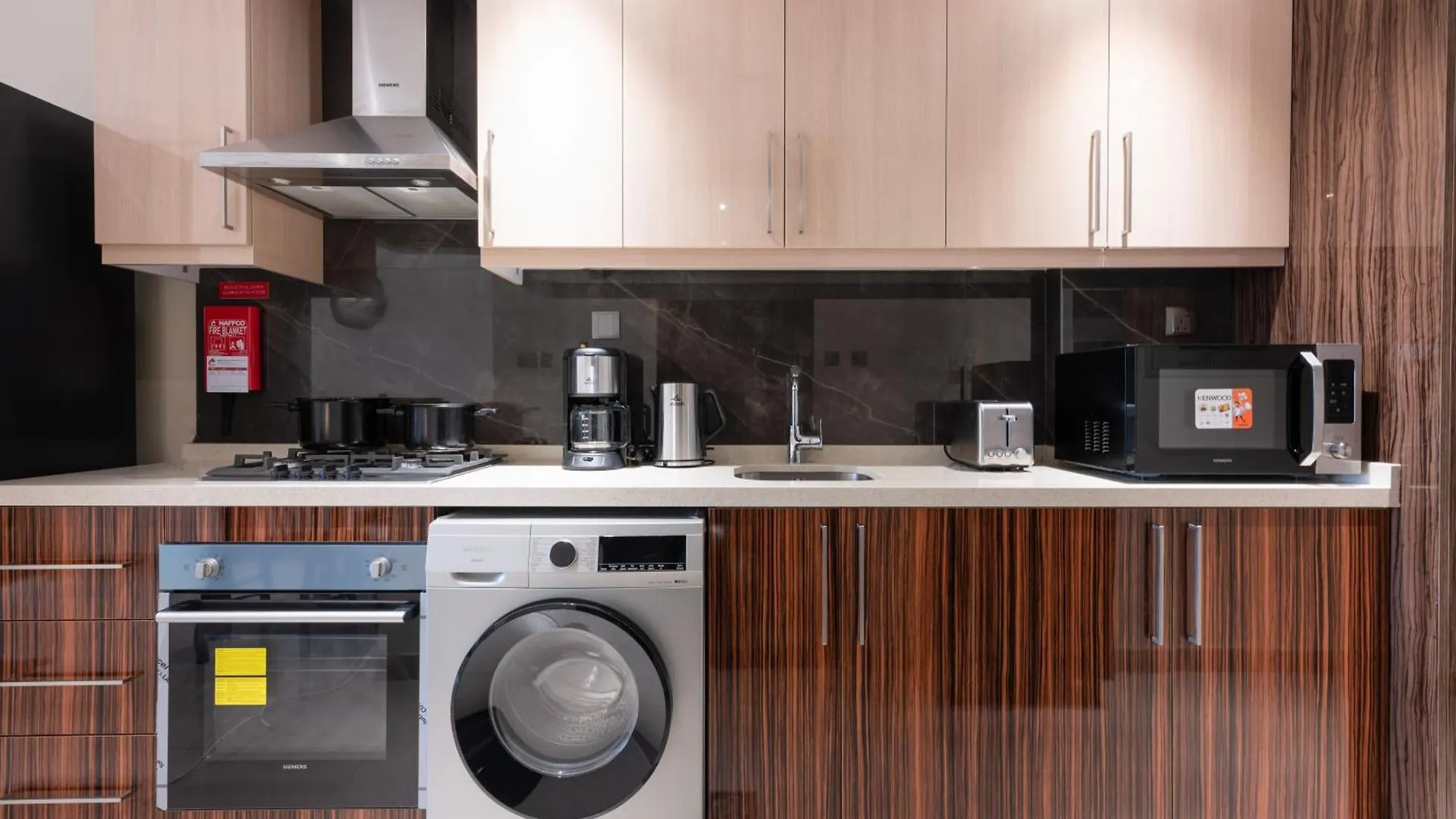 Apartment Luxurious Studio In Elite With Canal View Dubai United Arab Emirates