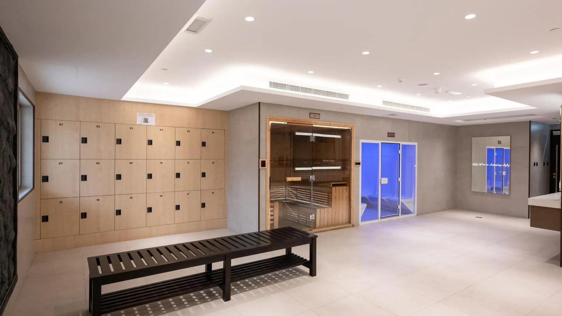 Luxurious Studio In Elite With Canal View Dubai