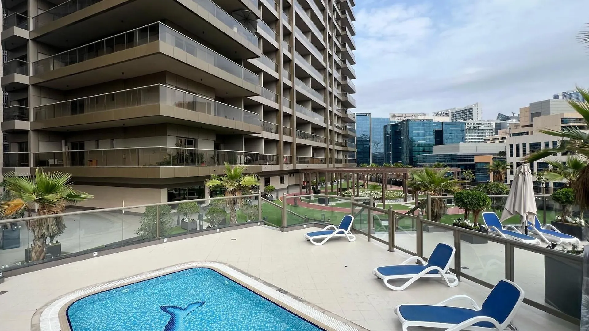 Lägenhet Luxurious Studio In Elite With Canal View Dubai