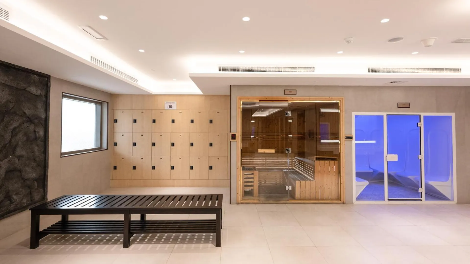 Luxurious Studio In Elite With Canal View Dubai Apartment